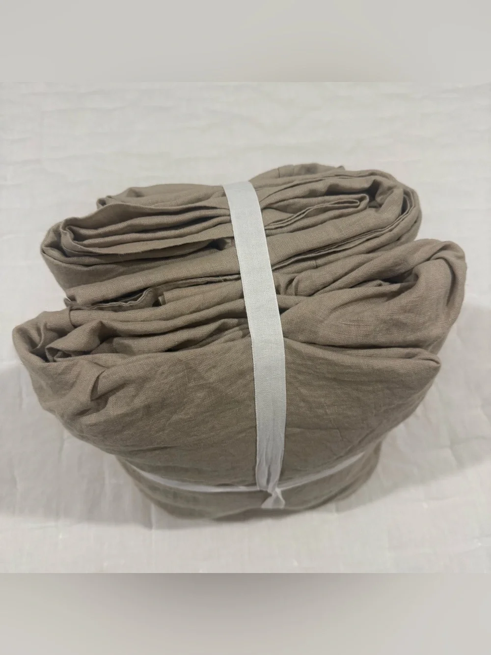 New Quince European Linen Sheet Set 4-piece Queen MSRP $184 - Toffee